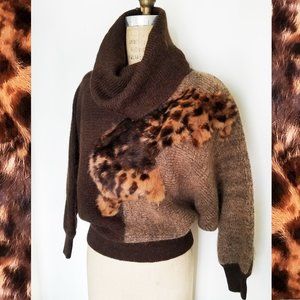 ICONIC Vintage 80s Batwing Sweater Pullover Turtleneck AMAZING Fur Applique